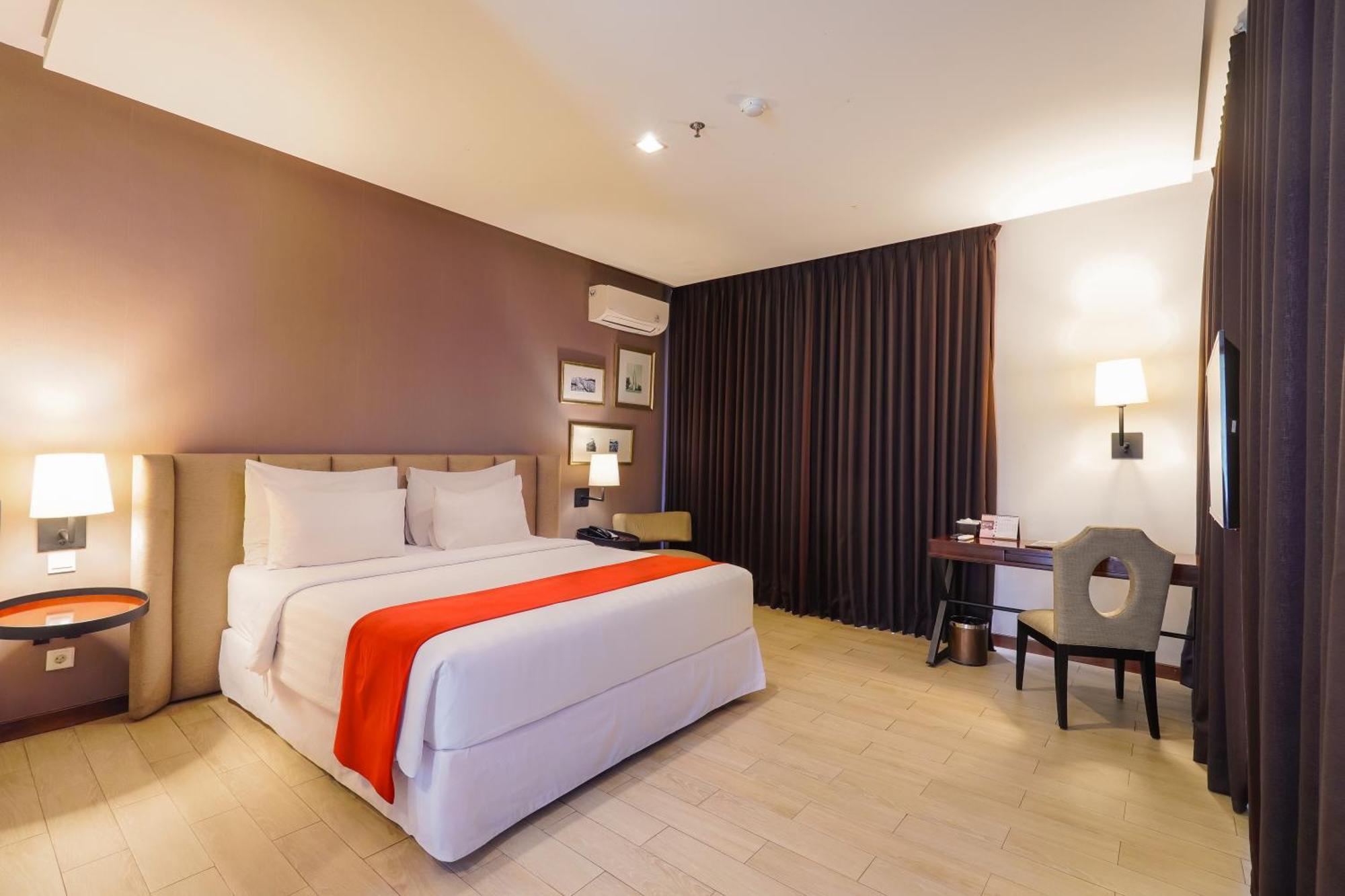 Royal Padjadjaran Hotel Bogor Exteriör bild